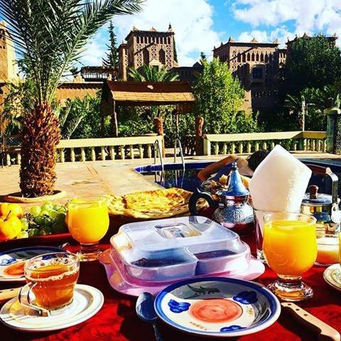 Hotel Kasbah Tiriguioute à Skoura Extérieur photo