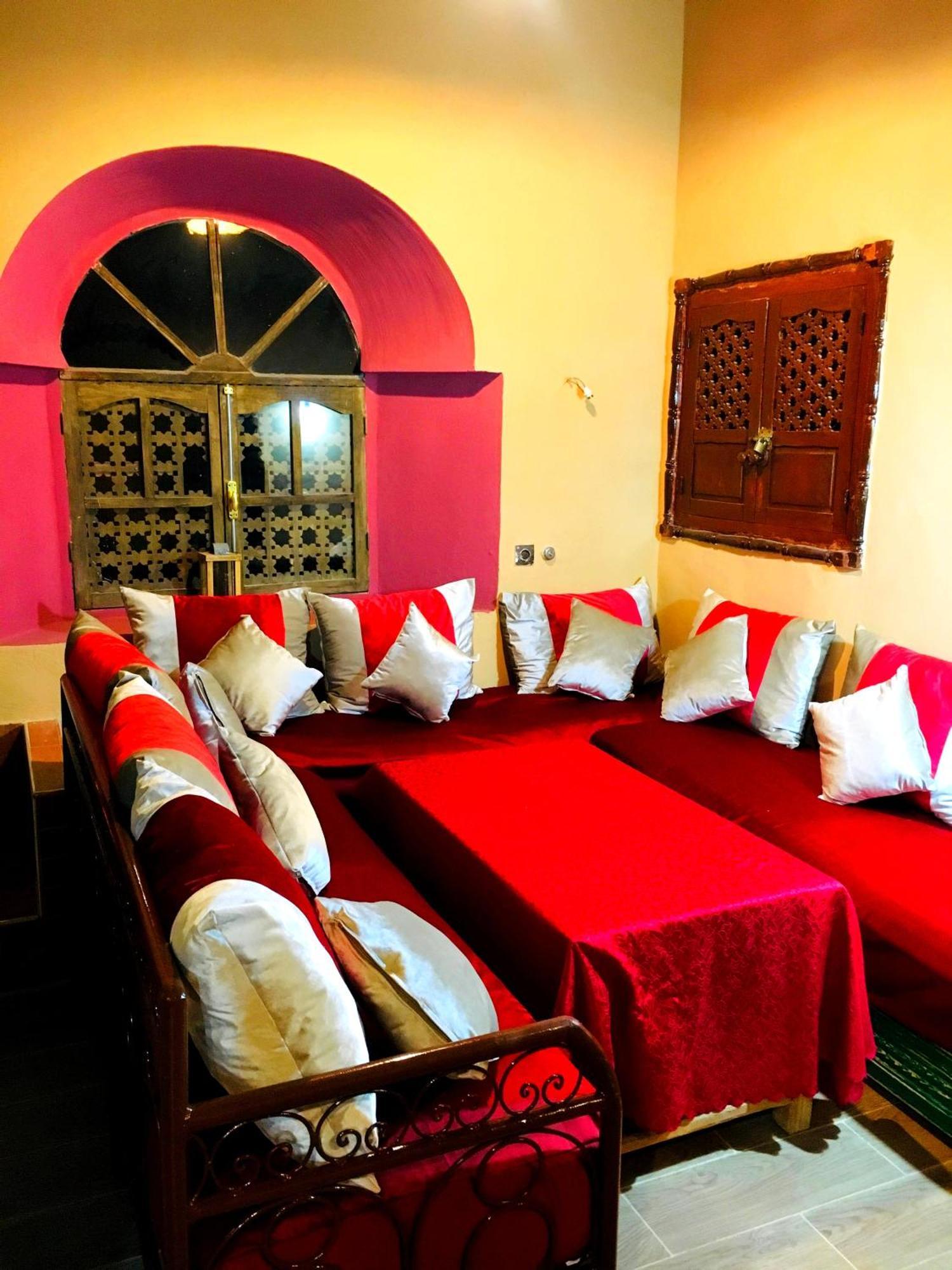 Hotel Kasbah Tiriguioute à Skoura Extérieur photo
