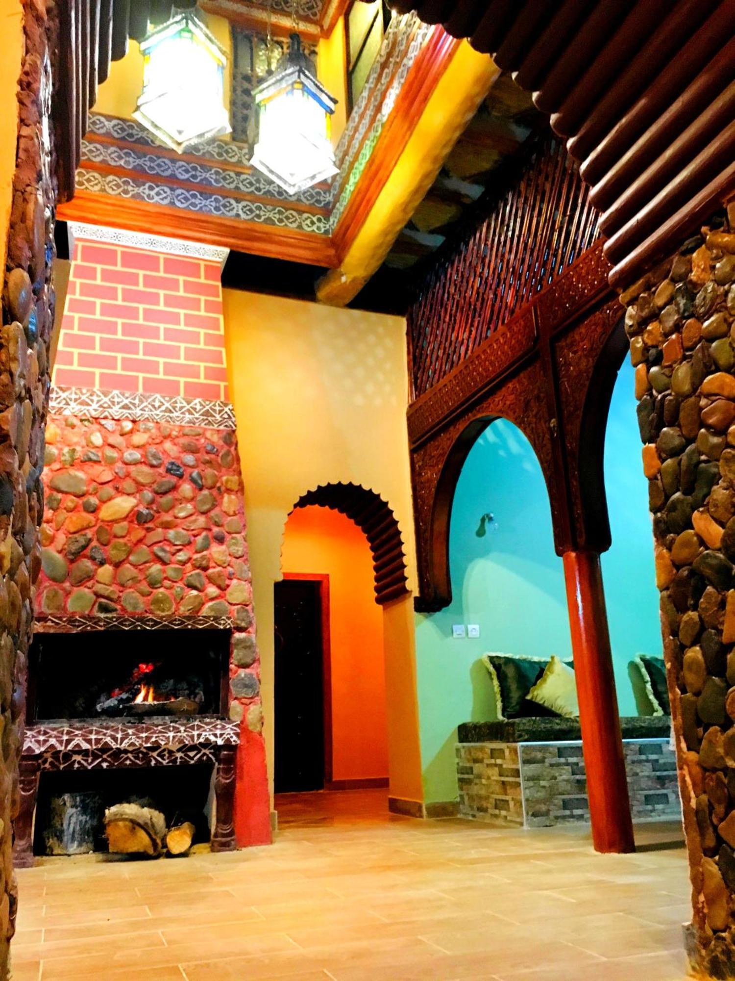 Hotel Kasbah Tiriguioute à Skoura Extérieur photo