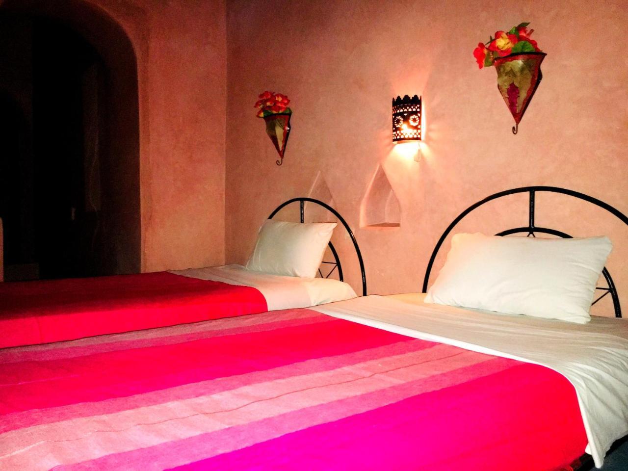 Hotel Kasbah Tiriguioute à Skoura Extérieur photo