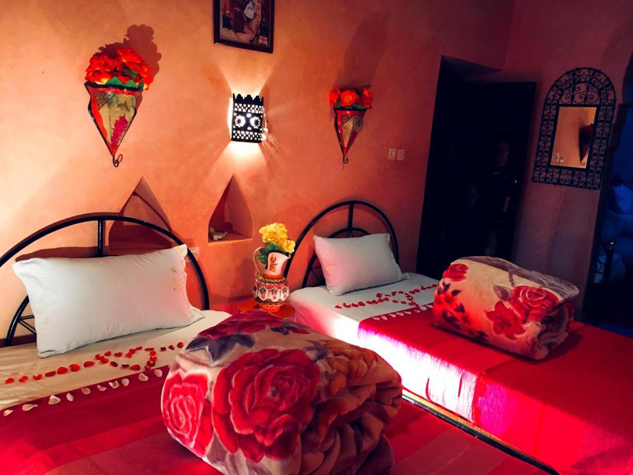 Hotel Kasbah Tiriguioute à Skoura Extérieur photo